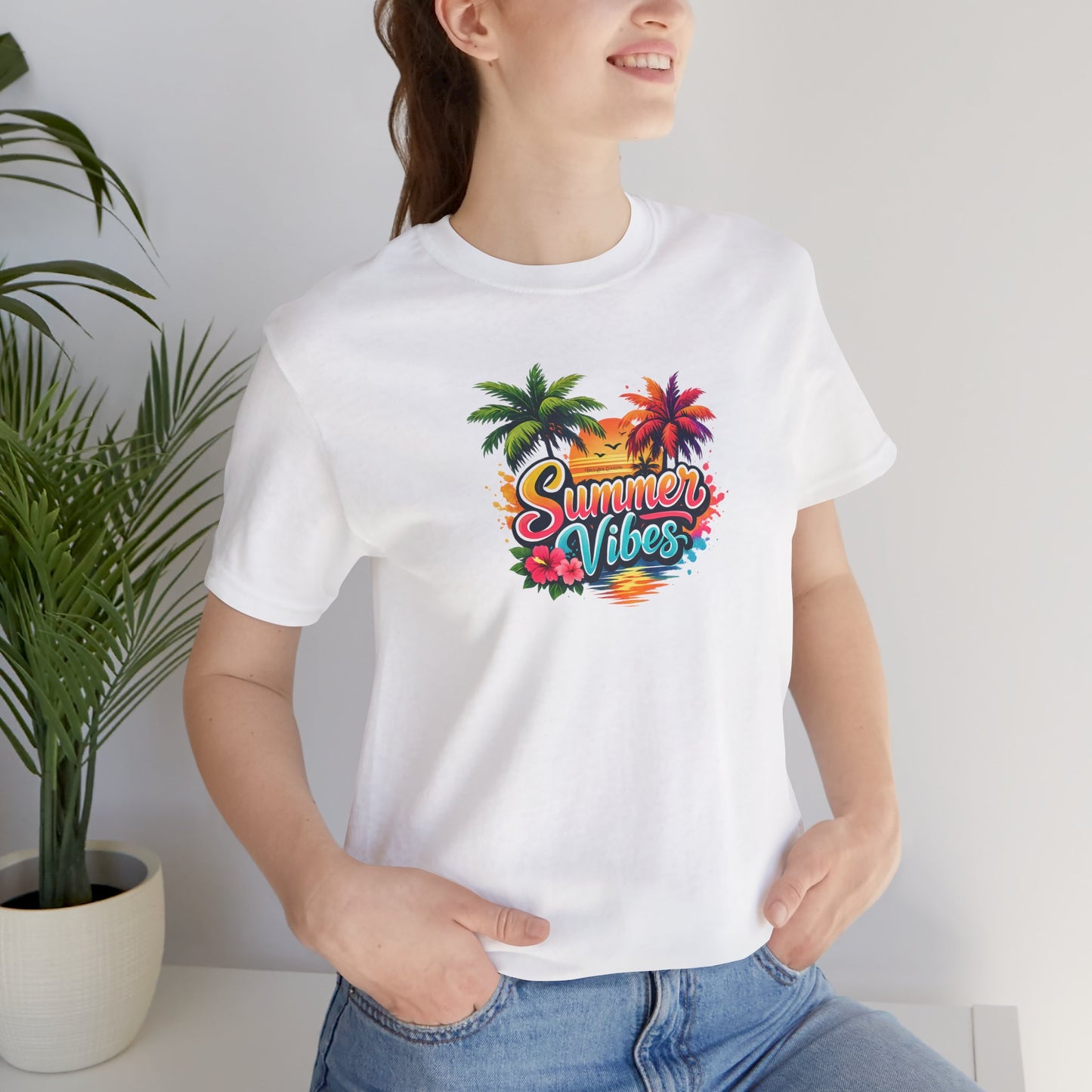Summer Vibes T-Shirt – Tropical Palm Beach Tee